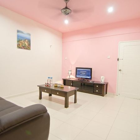 My Jonker Homes Malacca Exterior foto